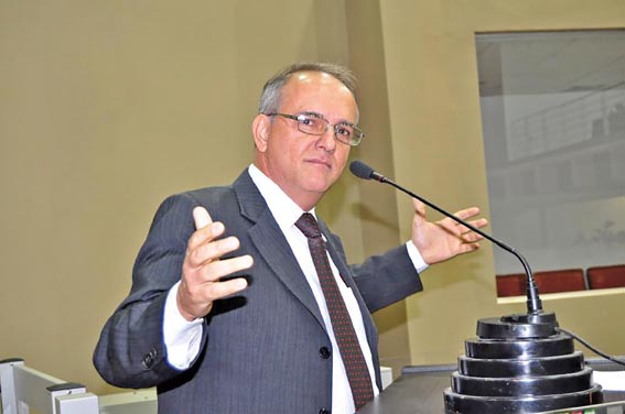 Prefeito anuncia parte do seu Secretariado