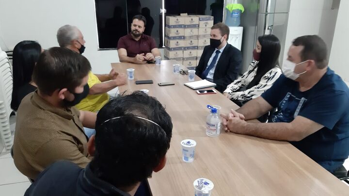 Deputado Claudinei se reúne com os produtores de leite de Rondonópolis e municípios vizinhos