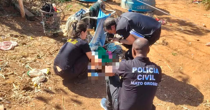 A polícia encontrou a cabeça da vítima nos fundos da casa do suspeito — Foto: Polícia Civil