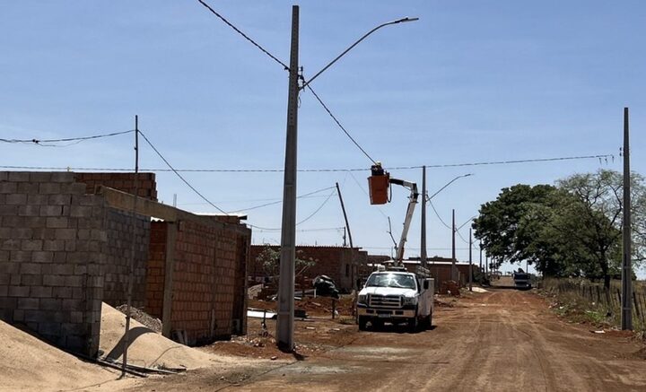 Obra está beneficiando cerca de 356 famílias do bairro Alfredo de Castro 3 